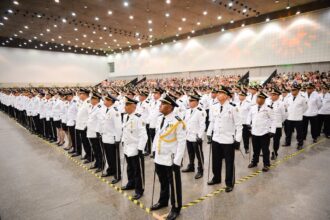 ceara-promove-quase-2-mil-policiais-e-bombeiros-militares-durante-solenidade-em-fortaleza